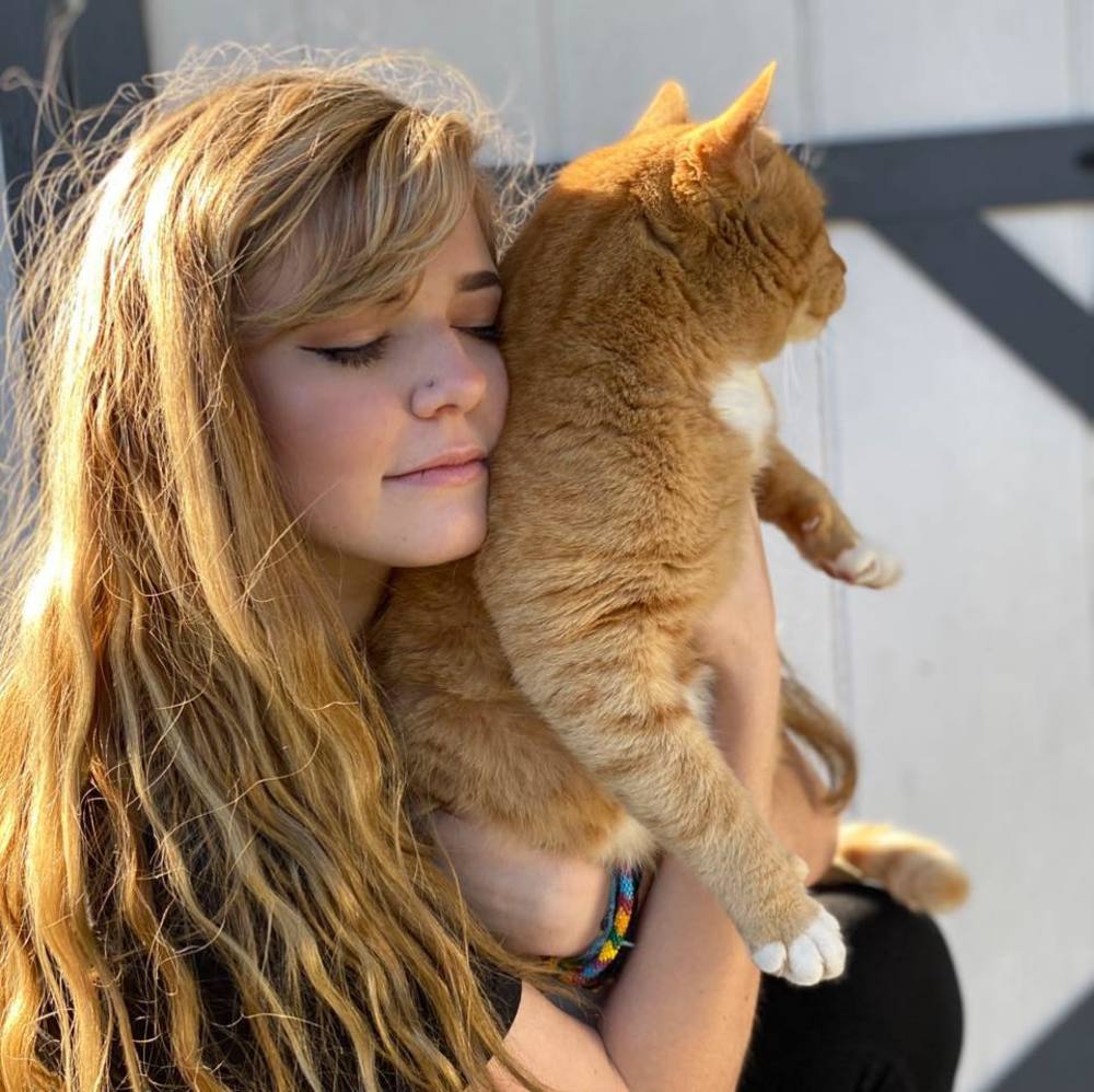 Meet your Posher, Allison